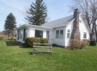 3141 W Lake Rd, Wilson, NY 14172