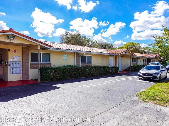 5th image of 8430 NW 40th St APT 2