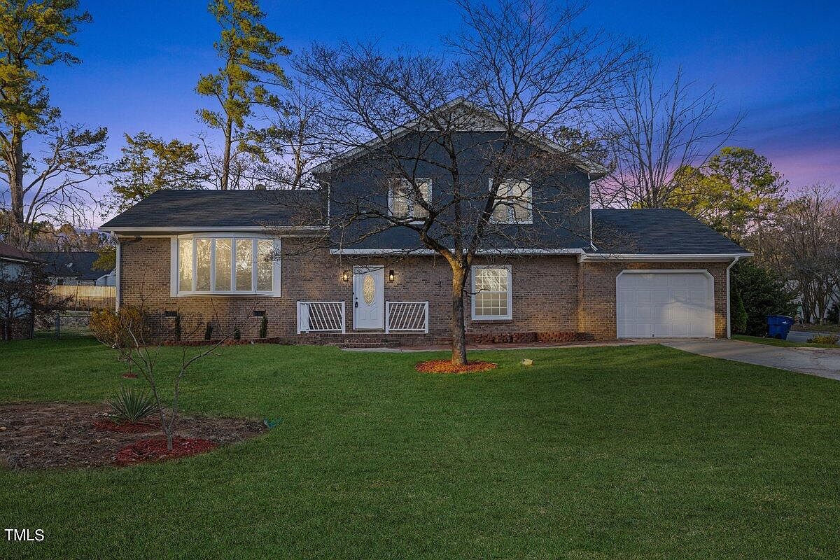 2025 Port Royal Rd, Raleigh, NC 27609 Zillow