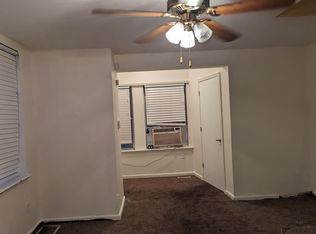 1704 Georges Ln, Philadelphia, PA 19131