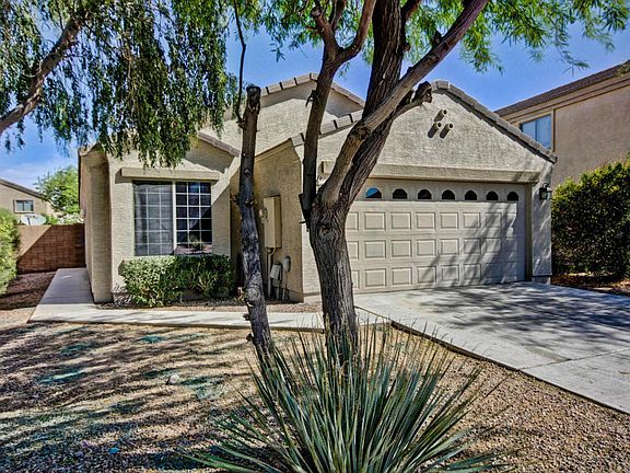 3rd image of 43322 W Kristal Ln