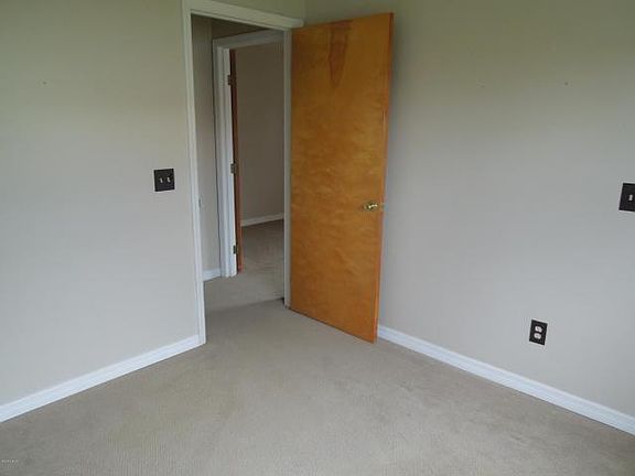 3rd image of 2713 Kingdom Ave