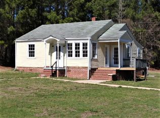 4039 Gasburg Rd, Gasburg, VA 23857