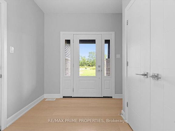 3rd image of 465 Pioneer Rd