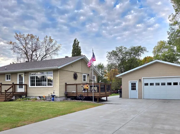 801 3rd Ave E, Ada, MN 56510