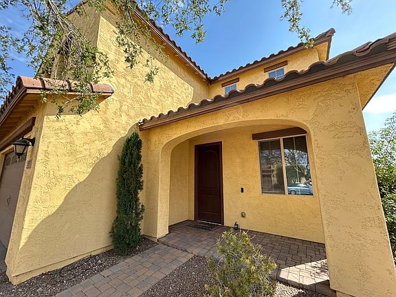 2nd image of 5537 W Desert Hollow Dr