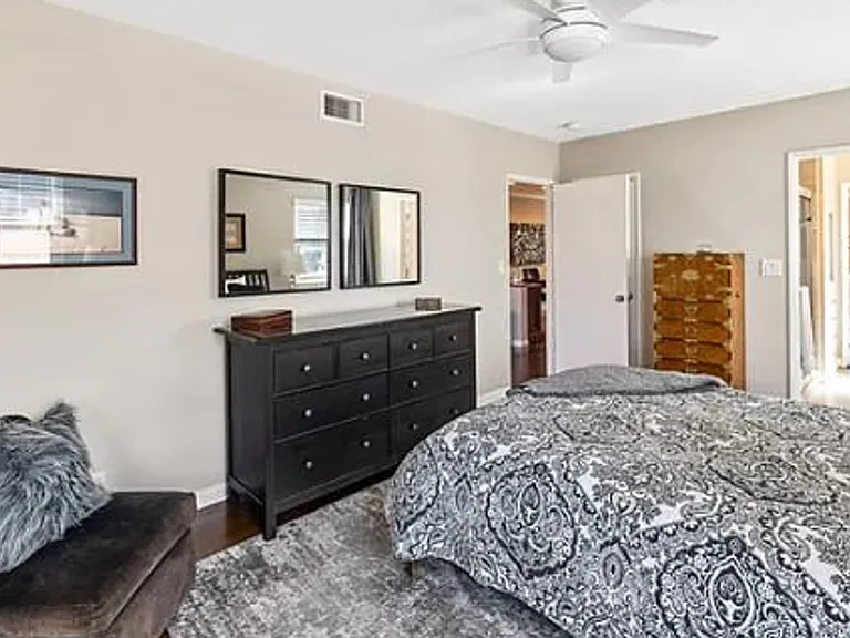 13427 Judah Ave — Photo 20