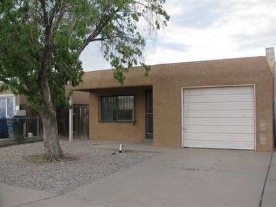 1745 Sirius Ave SW, Albuquerque, NM, 87105