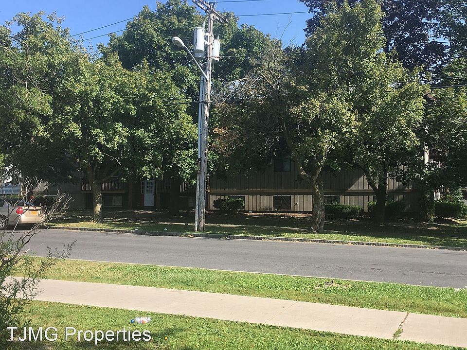 1st image of 800 Pond St #110