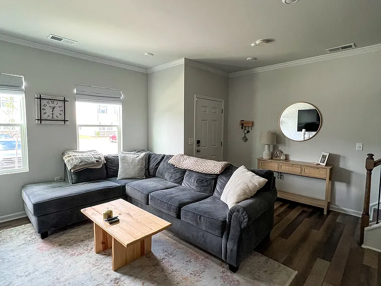 5343 Arkose Dr — Photo 4