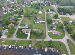 N Candy Cane Ln, Cromwell, IN
