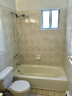 Rented by Re/Max In The City | media 1