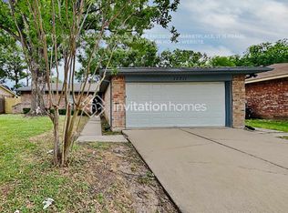 10311 Towneview Dr, Sugar Land, TX 77498