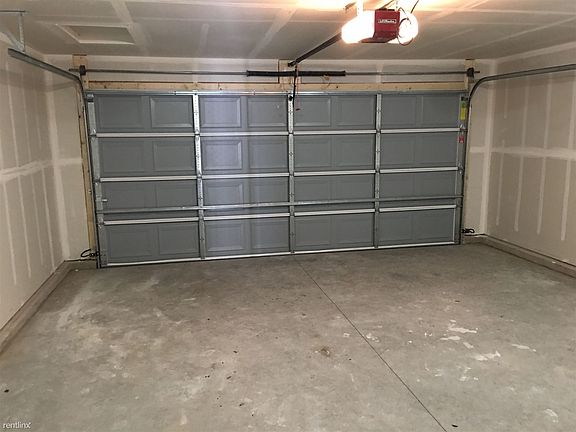 Magnolia Garage 3801 Amity6