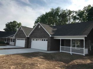 1556 Apple Grove Ln, Terre Haute, IN 47803