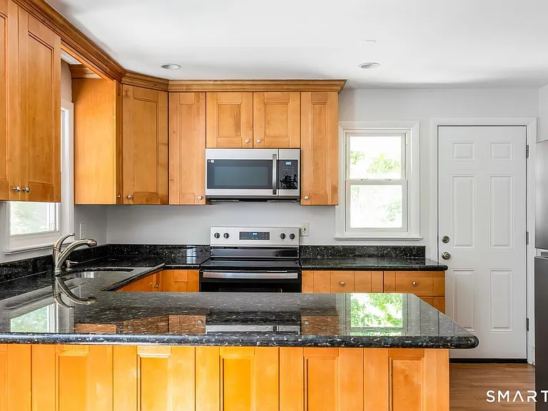 26 Lenox Ave #1 — Photo 8