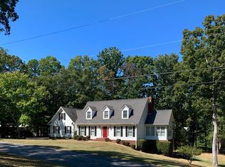 5855 Norton Cir, Flowery Branch, GA 30542