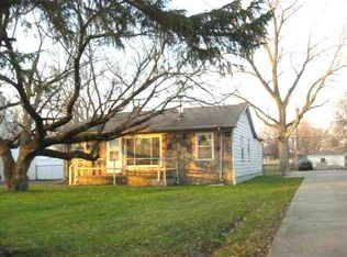 23761 Harrellson St, Macomb, MI 48042