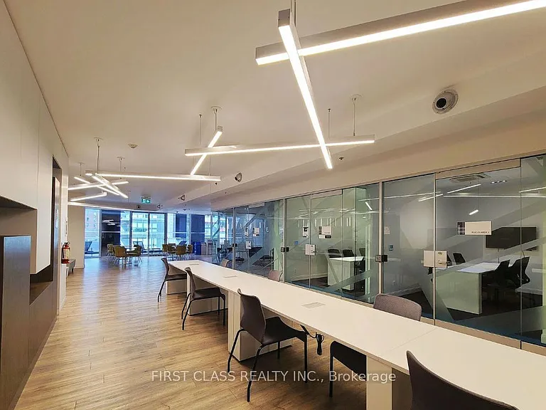 181 Dundas St E #3808 — Photo 20