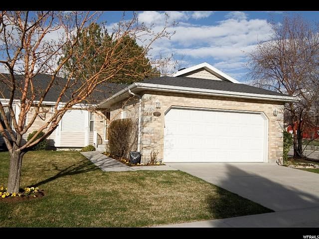 1st image of 118 W Hidden Hollow Cir