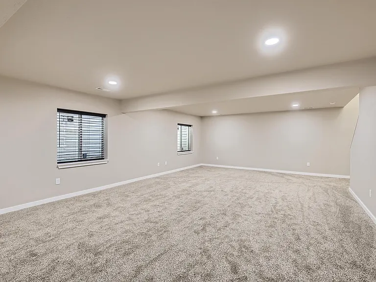 11126 Paradise Ln — Photo 17