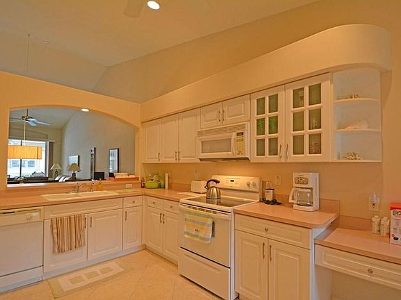 4th image of 8164 Ibis Cove Cir