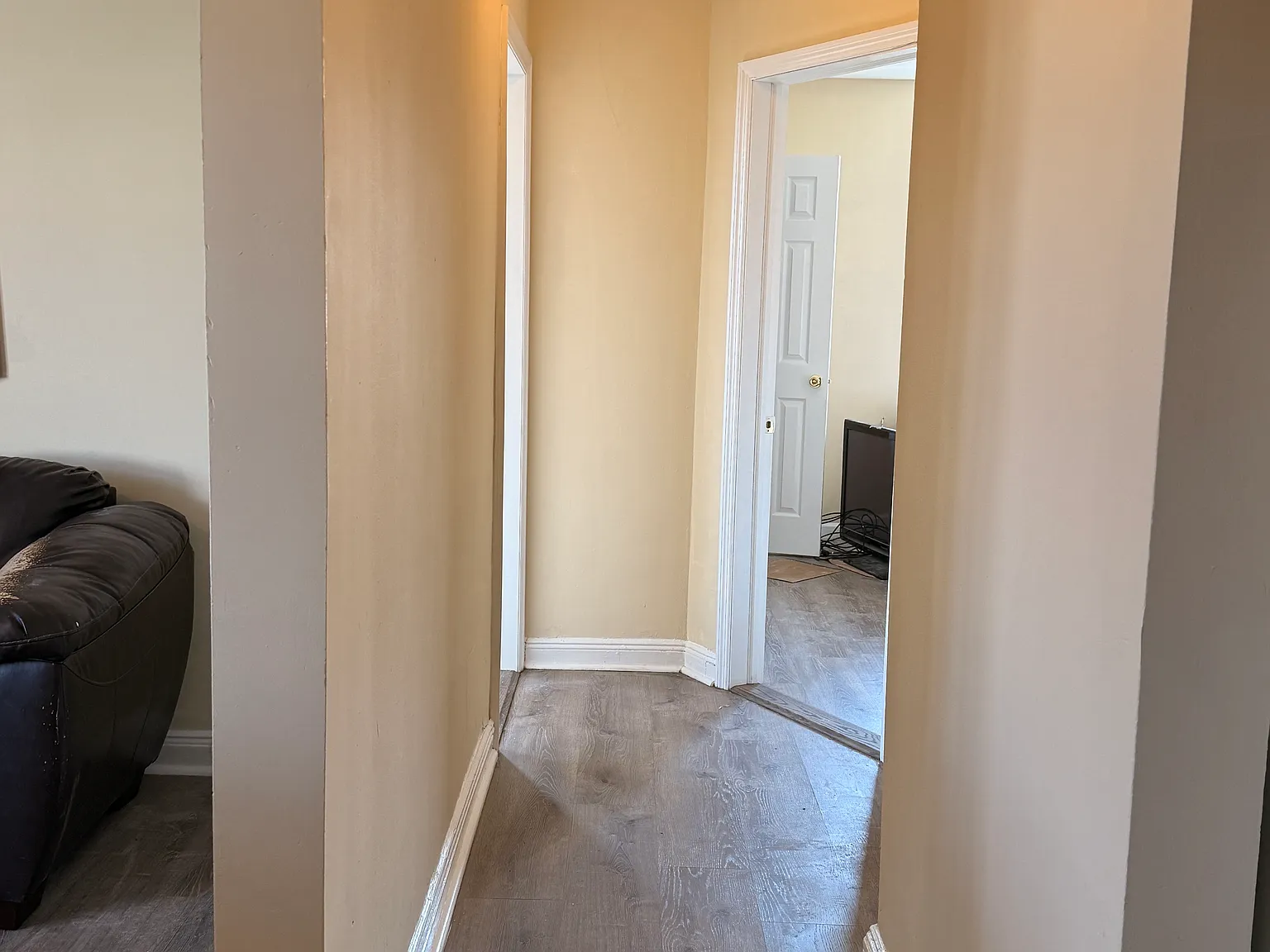 2 bed, 750 sqft, $2,350 — Photo 2