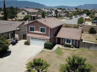 18234 Fairview Dr, Fontana, CA 92336