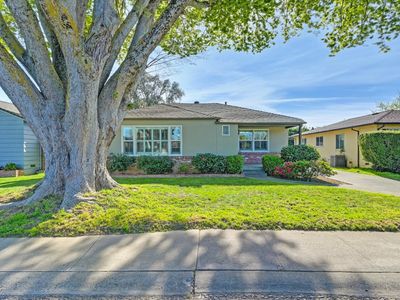 5344 State Ave, Sacramento, CA, 95819