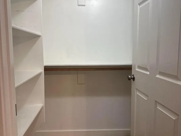 Unit Photo