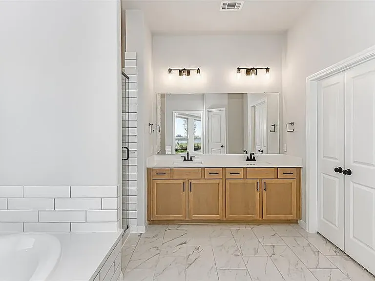 836 Marisol Bay Dr — Photo 7