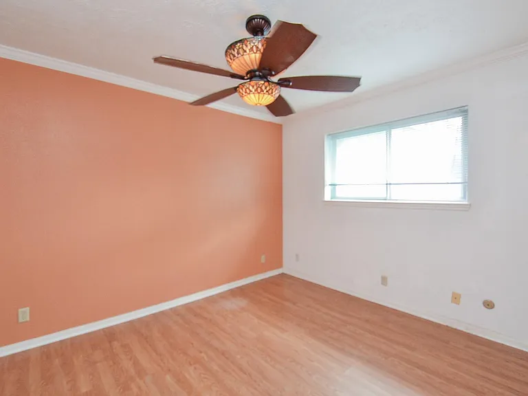 9323 Claridge Dr — Photo 22