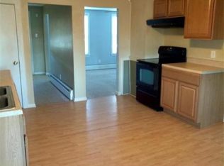 12 Lincoln St #A, Millville, MA 01529