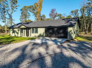 23350 Marvel Dr, Lebanon, MO 65536