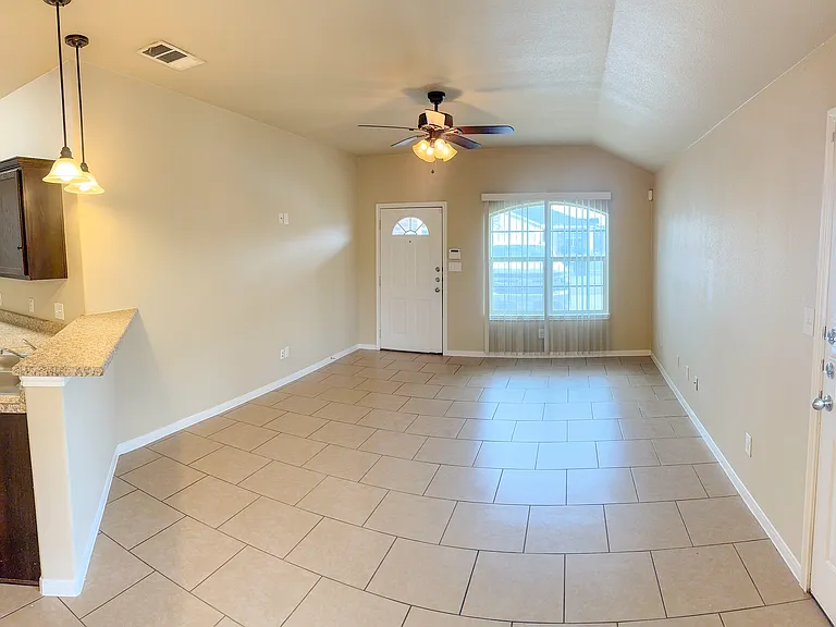 1203 Loyal Ln #A — Photo 2