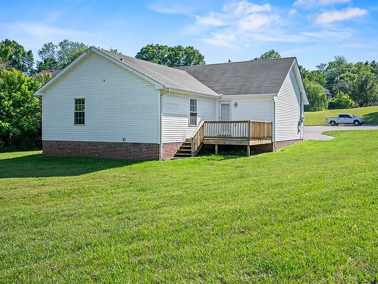 1043 Holly Rock Ct — Photo 22