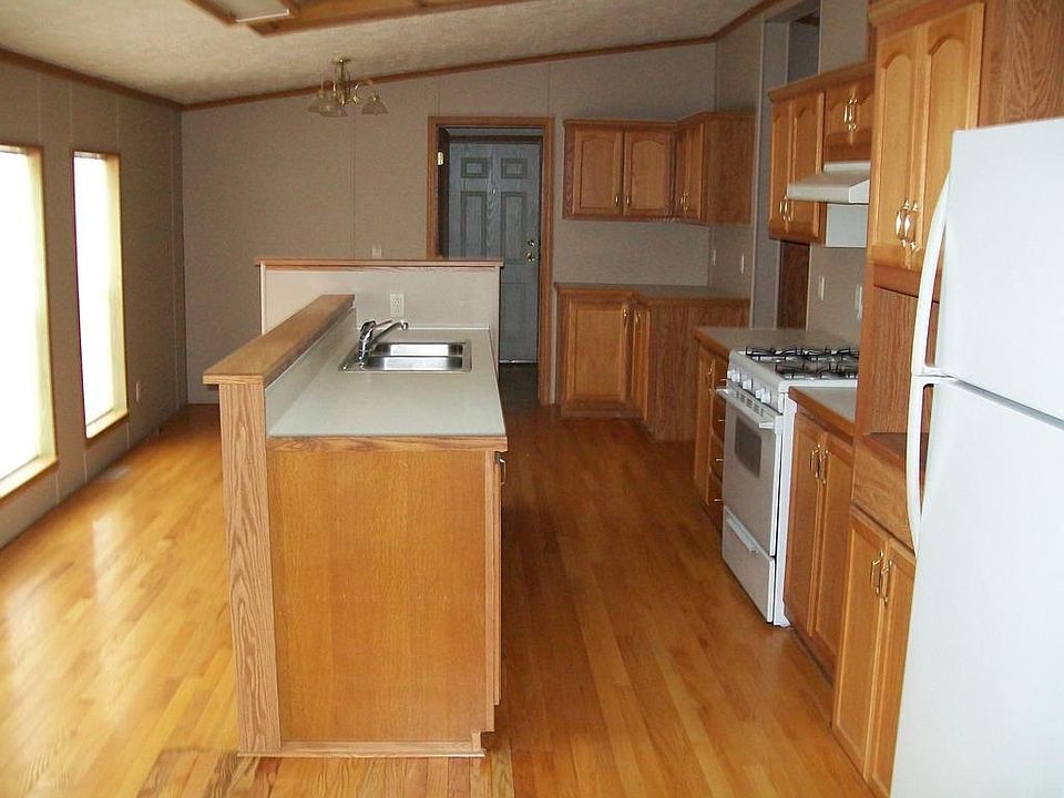 2nd image of 9506 Foxwell Cir #150
