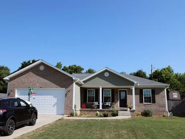 1104 Mac St, Lawrenceburg, KY 40342