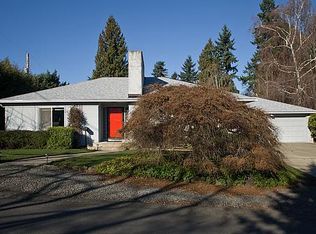 345 SW Troy St, Portland, OR 97219