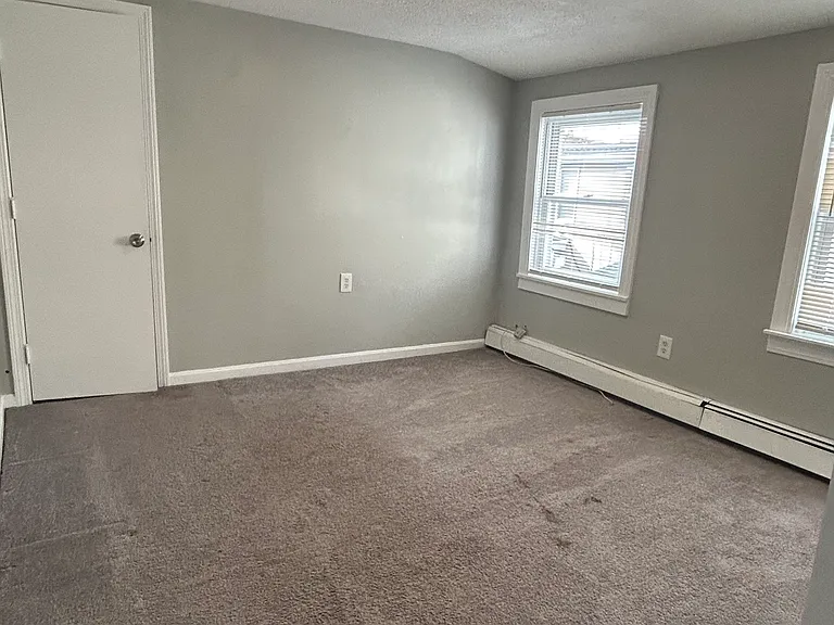 29 1/2 Ringgold St — Photo 11
