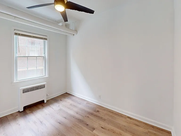 2680 N Moreland Blvd — Photo 31
