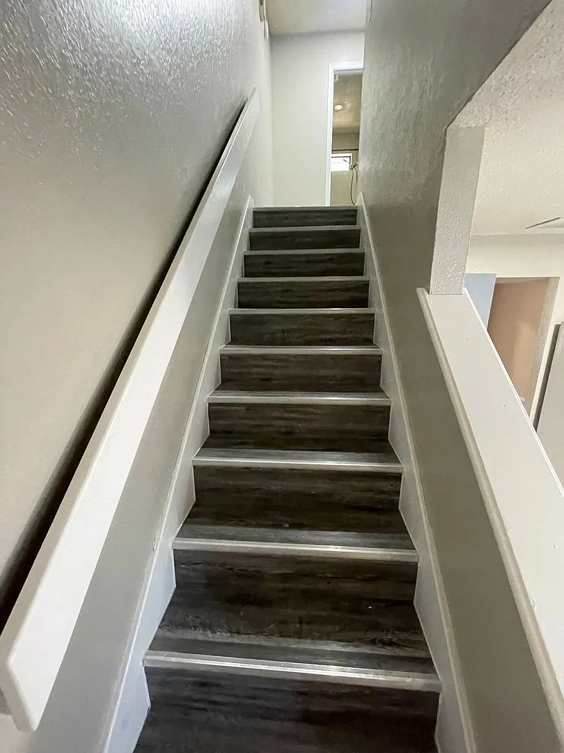 Beautiful 2bed/1bath Apartment Home — Photo 4