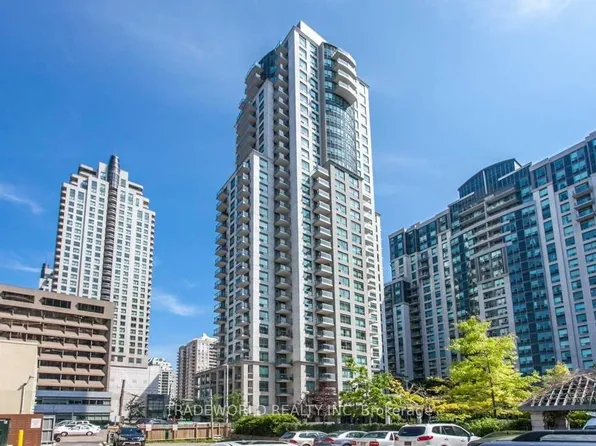 21 Hillcrest Ave #501, Toronto, ON M2N 7K2