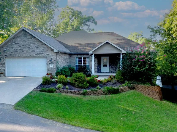 1 Totton Ln, Bella Vista, AR 72714