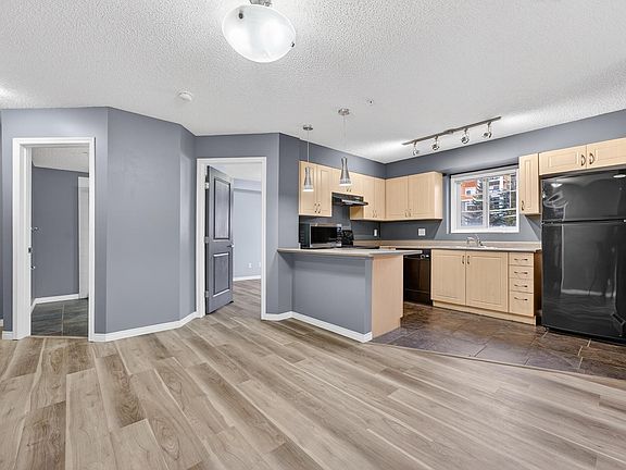 4th image of 11445 Ellerslie Rd SW #102