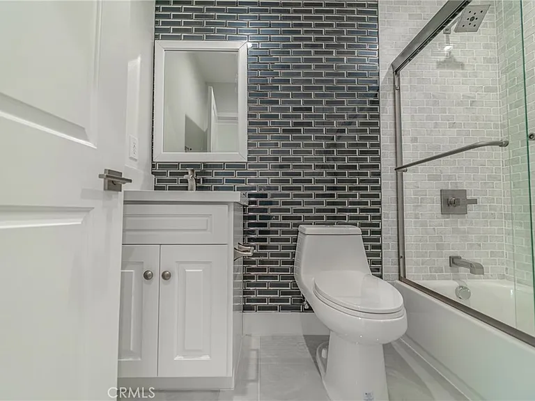 13128 Putnam St — Photo 20