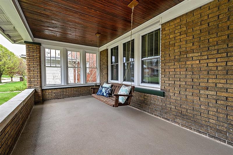 1623 Ridge Ave, Coraopolis, PA 15108 Zillow