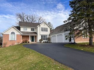 23315 Grayshire Ln, Lake Barrington, IL