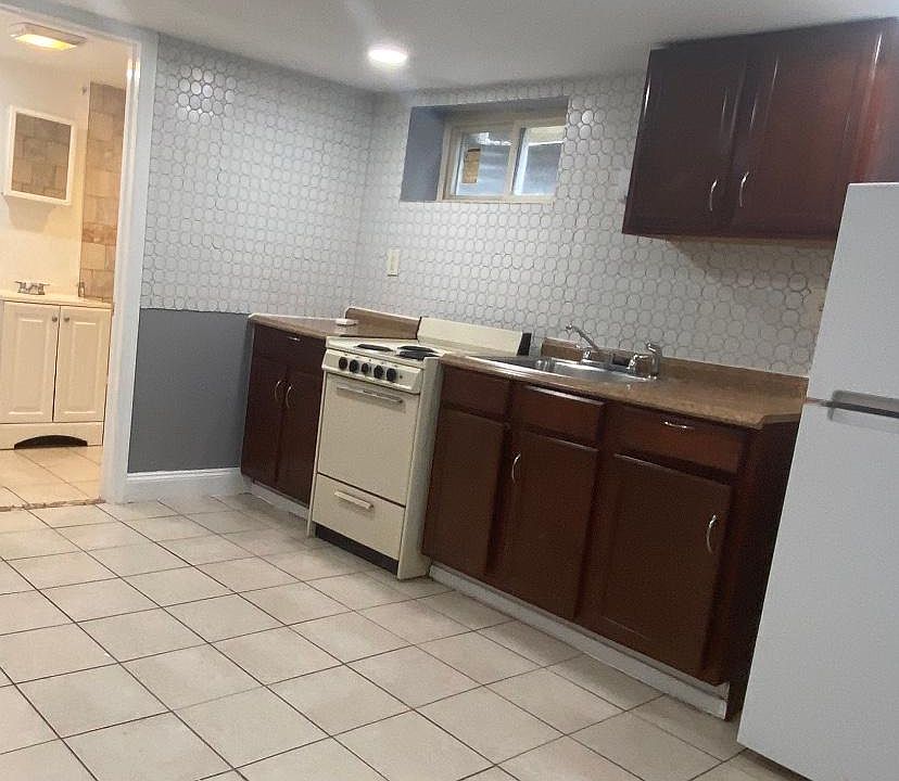 1st image of 1035 W Loudon St #1
