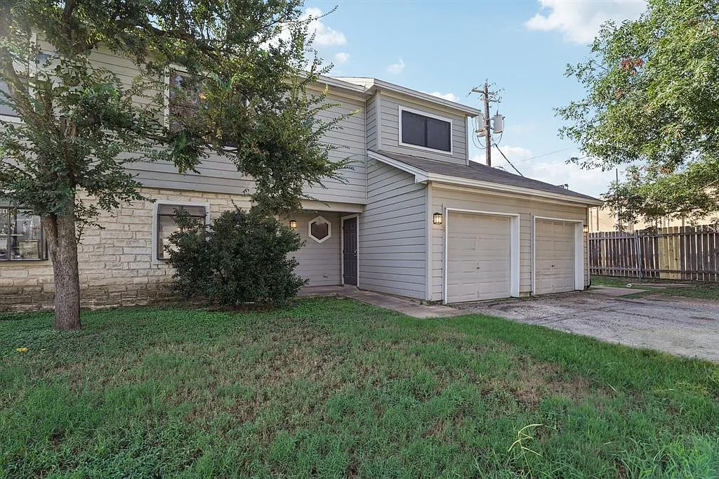 Building Photo - 12306 Abney Dr #A
